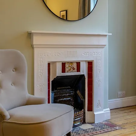 18 Hambleton Terrace *
